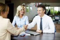 Online vagy bankfiókban igényeljem a kölcsönt?