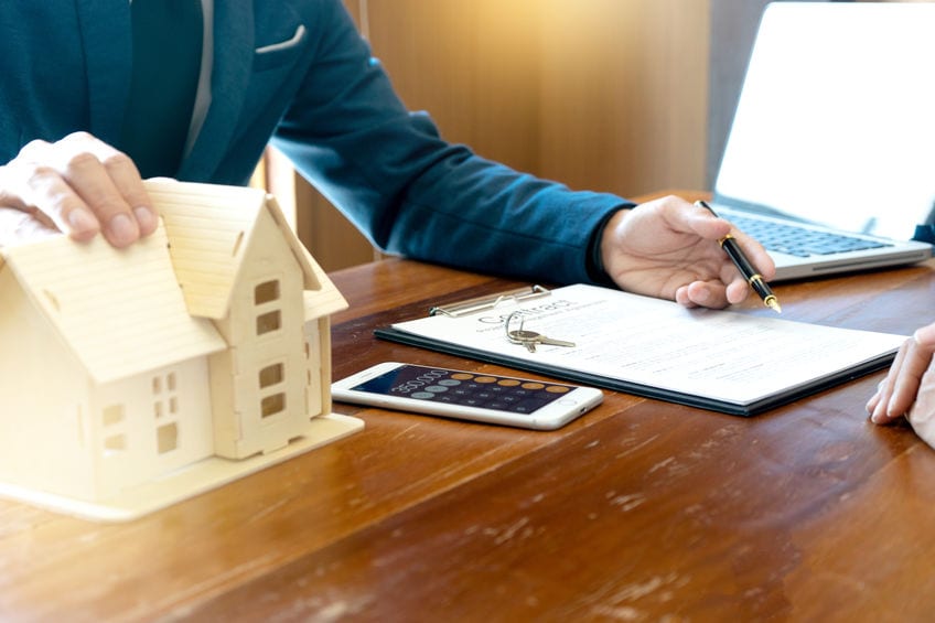 Jelzáloghitel vagy személyi kölcsön? Mikor mi éri meg?