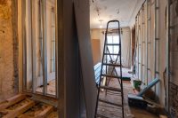 Lakásfelújításra otthonfelújítási hitelt vagy személyi kölcsönt?