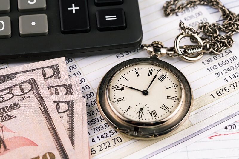 Milyen előnyei és hátrányai vannak a gyorskölcsönöknek?